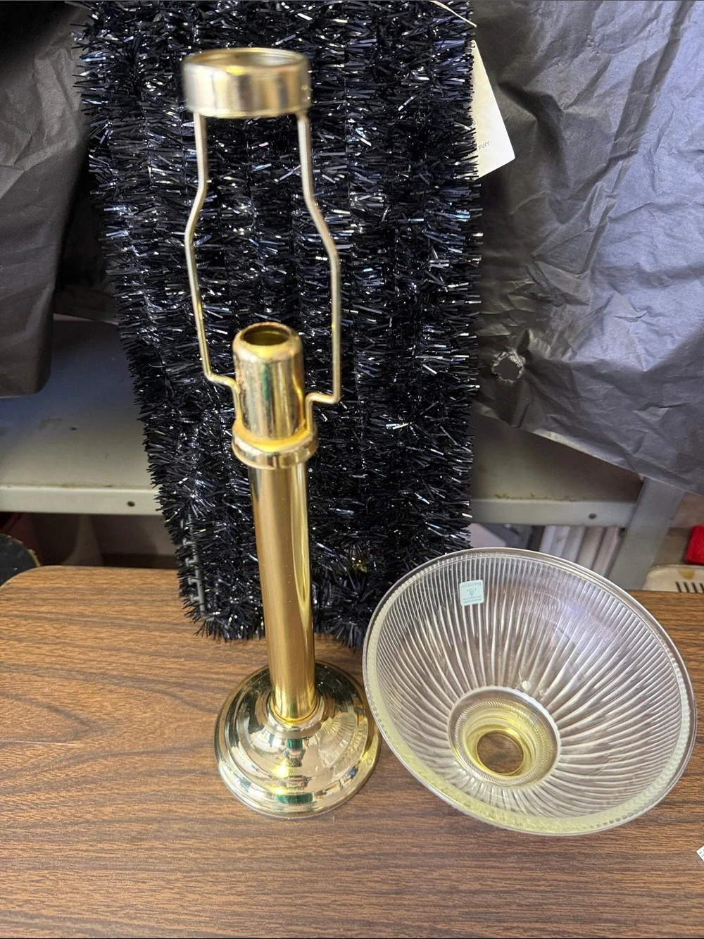 PartyLite Gold and Clear Ribbed Glass Table candle Lamp - Picture 3 of 6